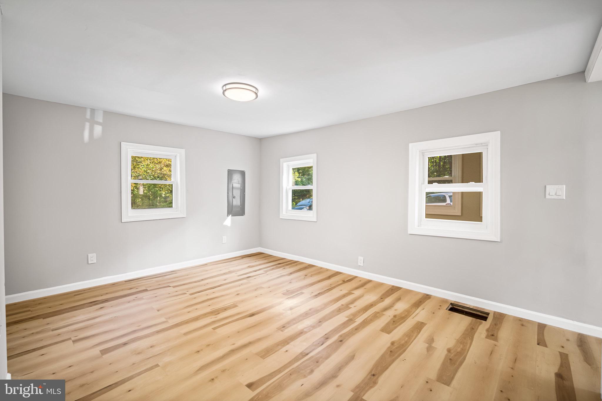 246 11th Street Williamstown, NJ 08094 - Photo 7 of 28