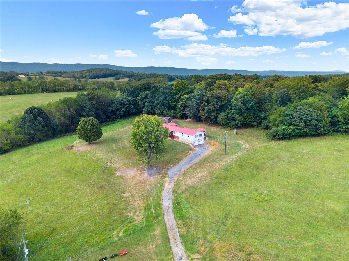 5308 Thornspring Road Pulaski, VA 24301 - Photo 75 of 85 (75) 5308_Thornspring_Rd_Pulask_VA