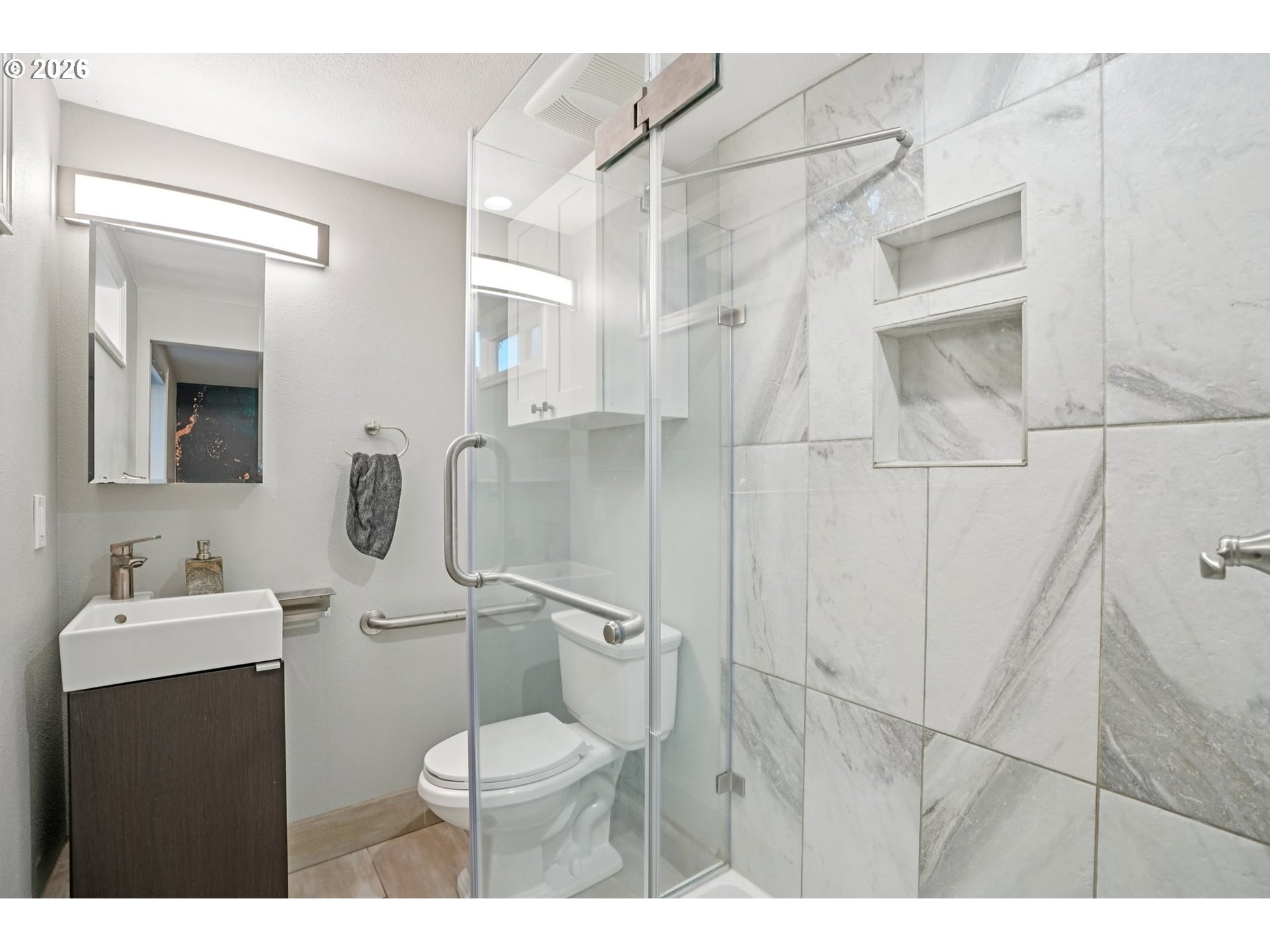 11085 Southwest Polsky Road Beaverton, OR 97005 - Photo 11 of 30