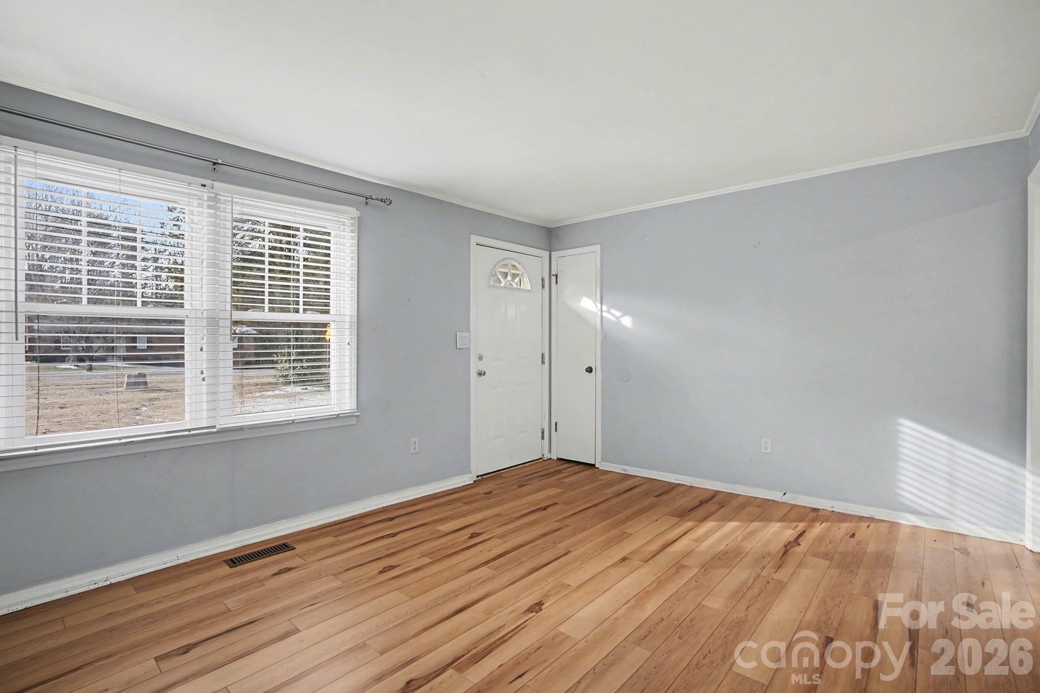 4720 Charlie Hipp Road Charlotte, NC 28214 - Photo 7 of 28 Gallery Image 7
