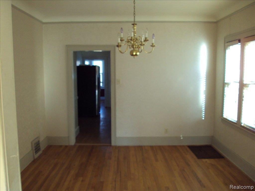 1318 Nottingham Road Grosse Pointe, MI 48230 - Photo 4 of 7 DSC01430