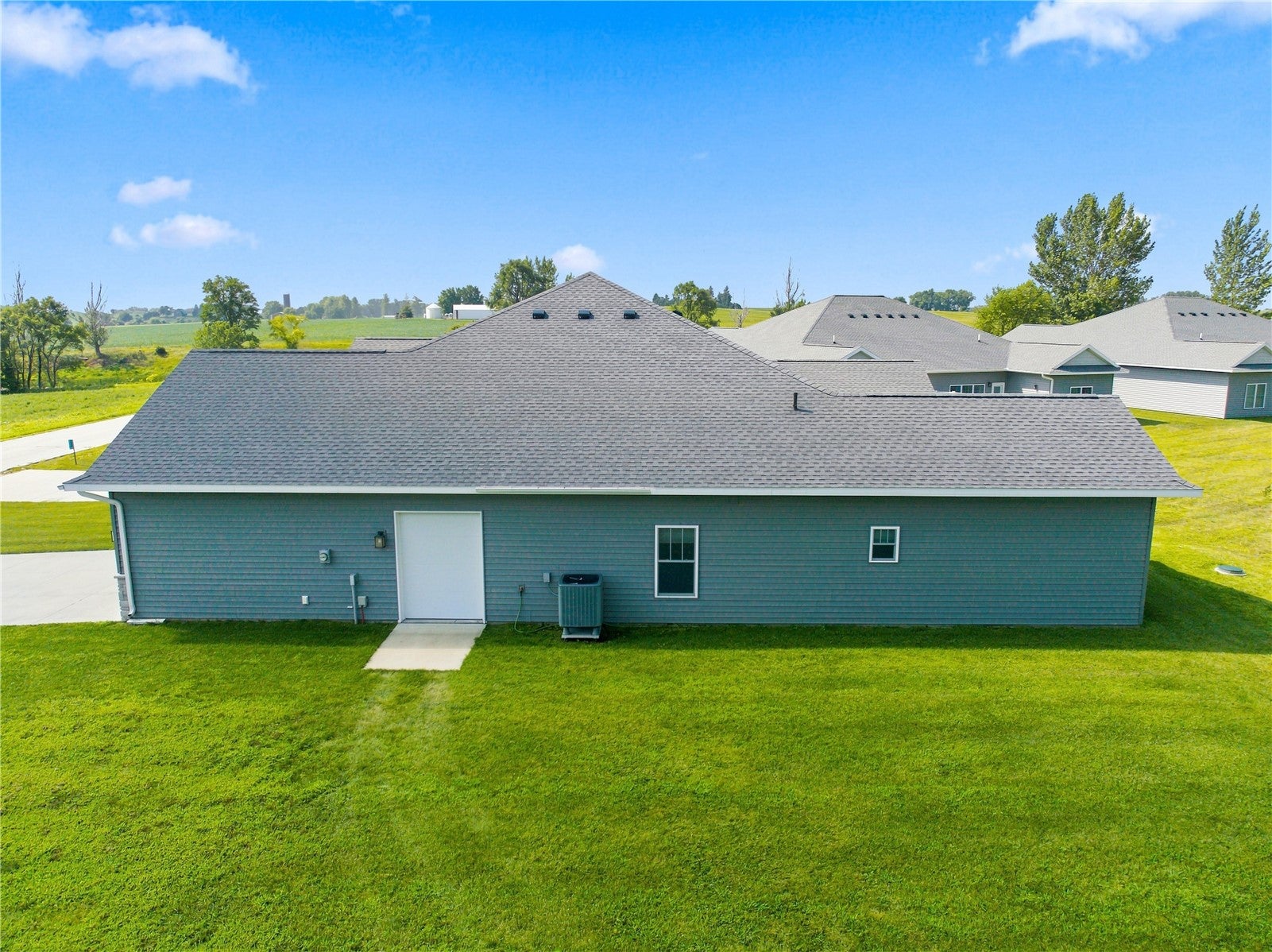 2086 3 Elms Park Road, Unit 1 Independence, IA 50644 - Photo 34 of 39 Gallery Image 34