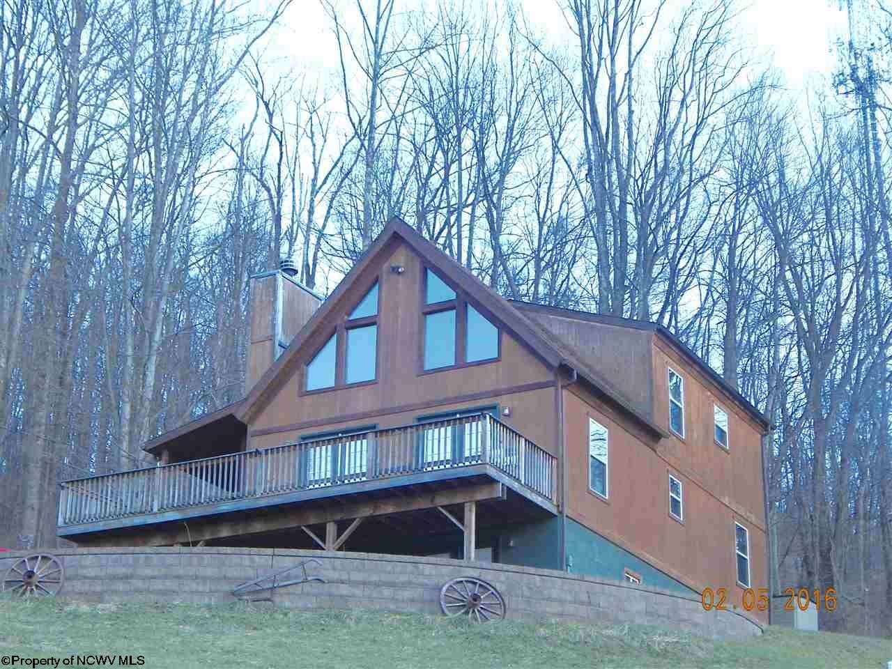 218 Hampton Road Fairmont, WV 26554 - Photo 2 of 20 Gallery Image 2