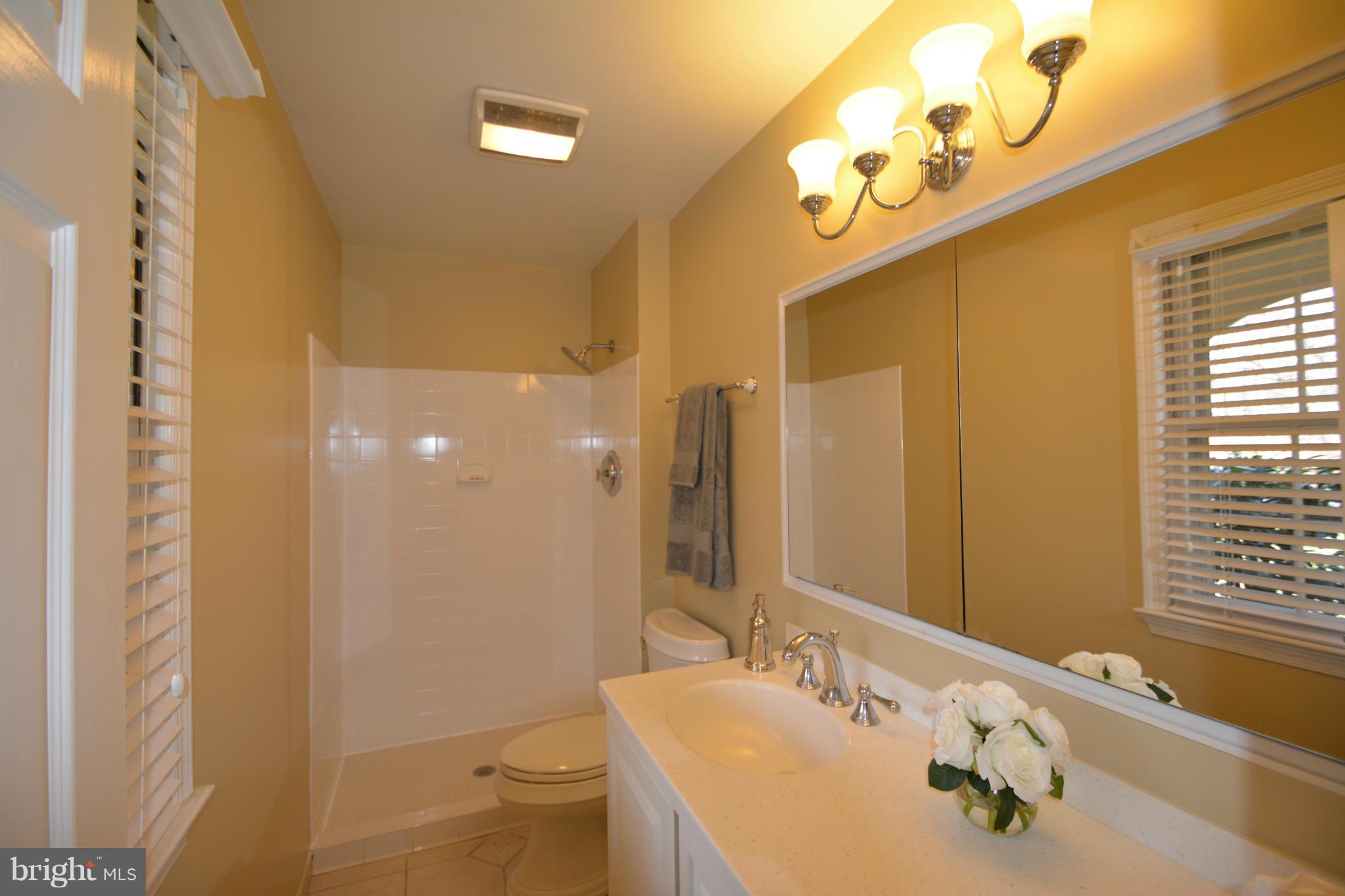 11314 Cushman Road Rockville, MD 20852 - Photo 14 of 25 Bath (Master)
