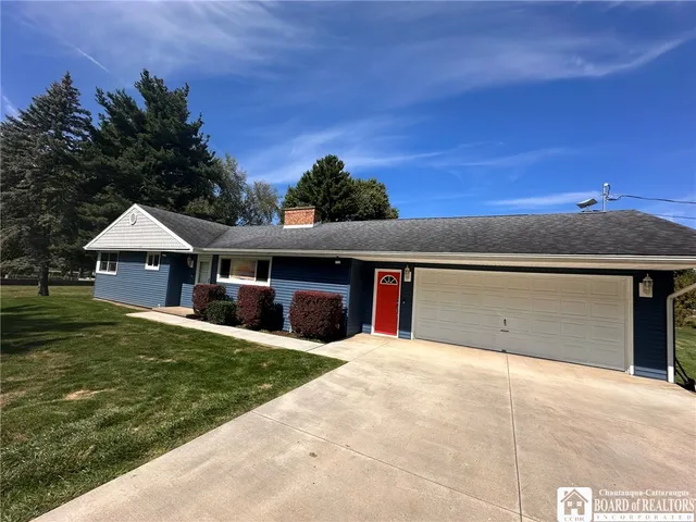 $595,000 | 1186 Scarlata Drive, Hanover, NY 14136