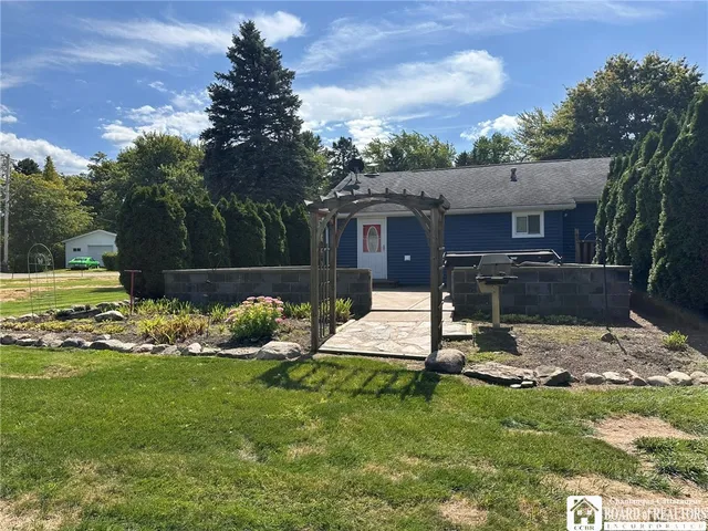 $595,000 | 1186 Scarlata Drive, Hanover, NY 14136