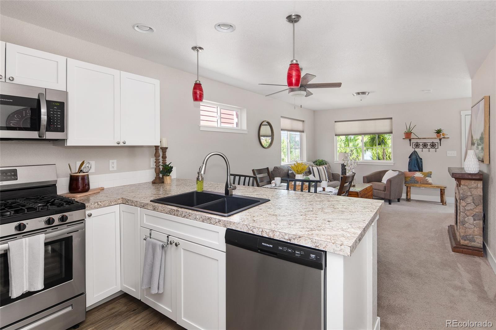 659 Country Rd Trail Berthoud, CO 80513 - Photo 12 of 28 Gallery Image 12