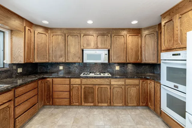 $725,000 | 11977 Alta Sierra Drive, Grass Valley, CA 95949