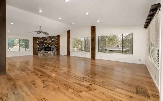 $725,000 | 11977 Alta Sierra Drive, Grass Valley, CA 95949