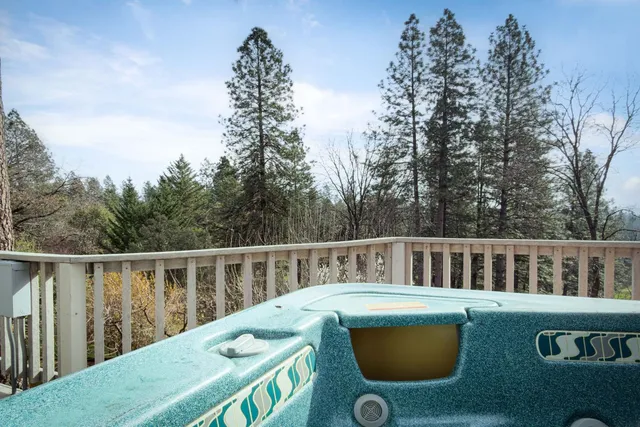 $725,000 | 11977 Alta Sierra Drive, Grass Valley, CA 95949