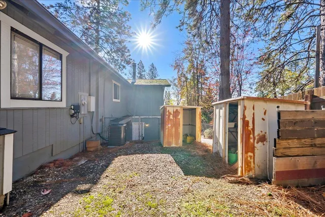 $725,000 | 11977 Alta Sierra Drive, Grass Valley, CA 95949