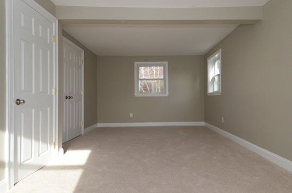 4 Downing Road Peabody, MA 01960 - Photo 6 of 27 Gallery Image 6