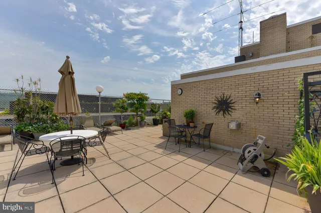 a view of outdoor space yard and patio
