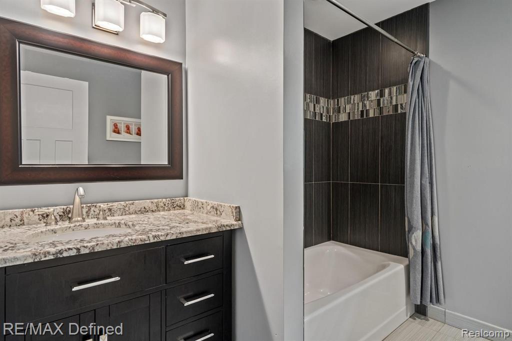 2947 Mohawk Court Rochester Hills, MI 48306 - Photo 19 of 37 Gallery Image 19