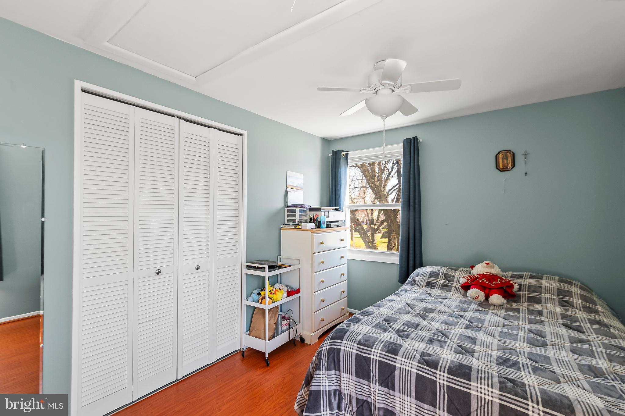 12613 Knowledge Lane Bowie, MD 20715 - Photo 18 of 32 a bedroom with a bed and a window