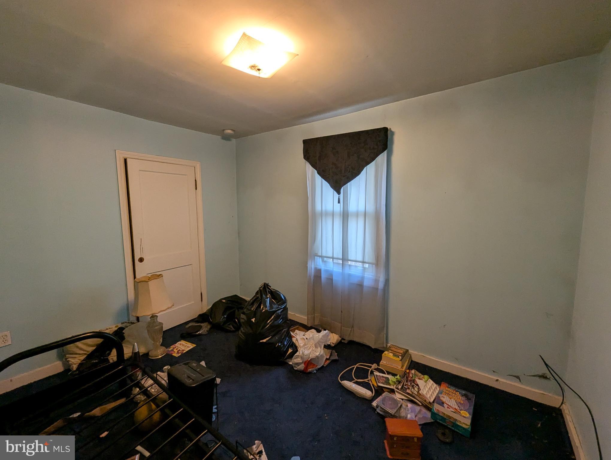 8212 Diamond Point Road Baltimore, MD 21224 - Photo 17 of 22 Gallery Image 17