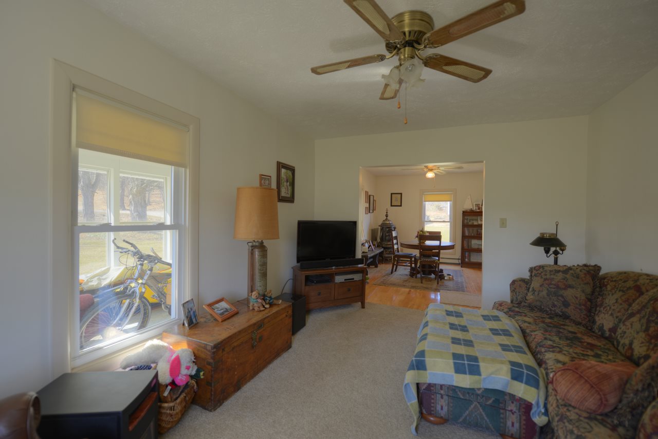 7201 East Lincoln Road Cedar, MI 49621 - Photo 8 of 32 1830521-7.JPG