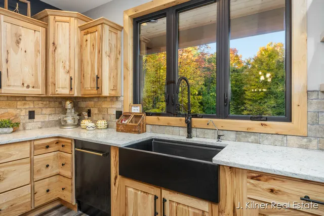 $1,950,000 | 4390 22 Mile Road Northwest, Grant, MI 49327