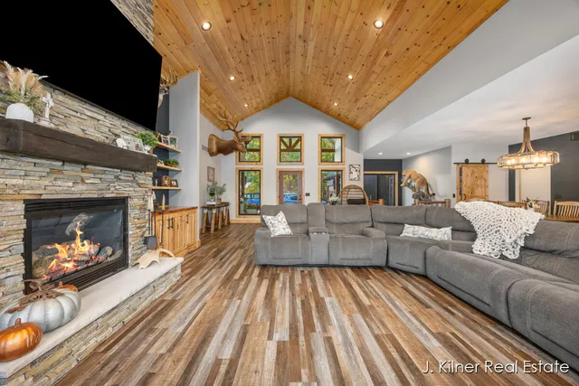 $1,950,000 | 4390 22 Mile Road Northwest, Grant, MI 49327