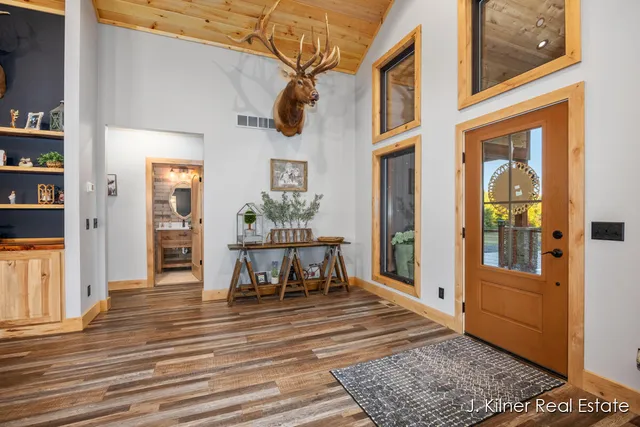 $1,950,000 | 4390 22 Mile Road Northwest, Grant, MI 49327