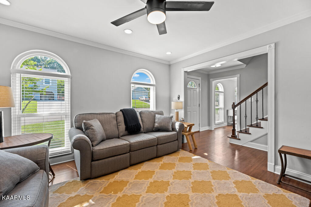 1348 Wenlock Road Knoxville, TN 37922 - Photo 21 of 35 21 - Office - Formal LR