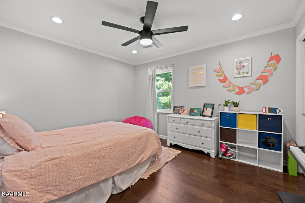 1348 Wenlock Road Knoxville, TN 37922 - Photo 28 of 35 27 - Bedroom #3