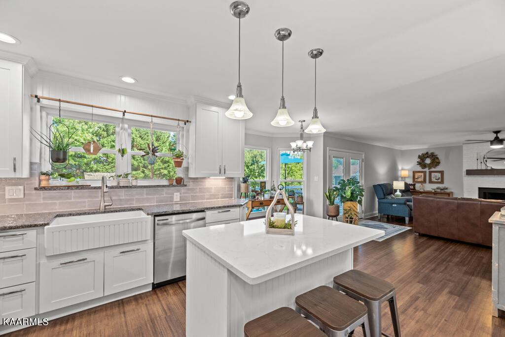 1348 Wenlock Road Knoxville, TN 37922 - Photo 7 of 35 7 - Kitchen