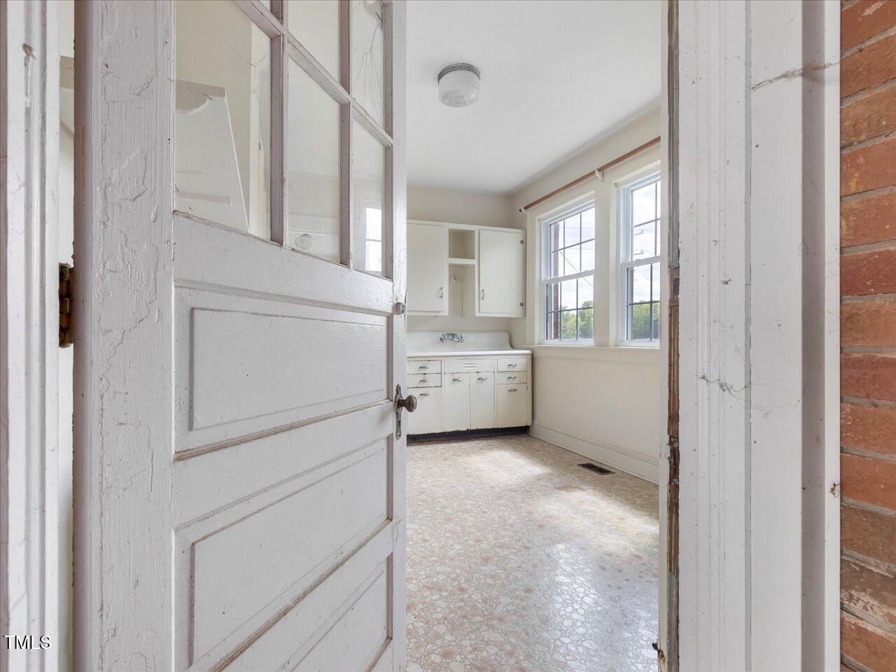 10186 Highway 97 Middlesex, NC 27557 - Photo 18 of 70 18-018-10186NC-97-20250502