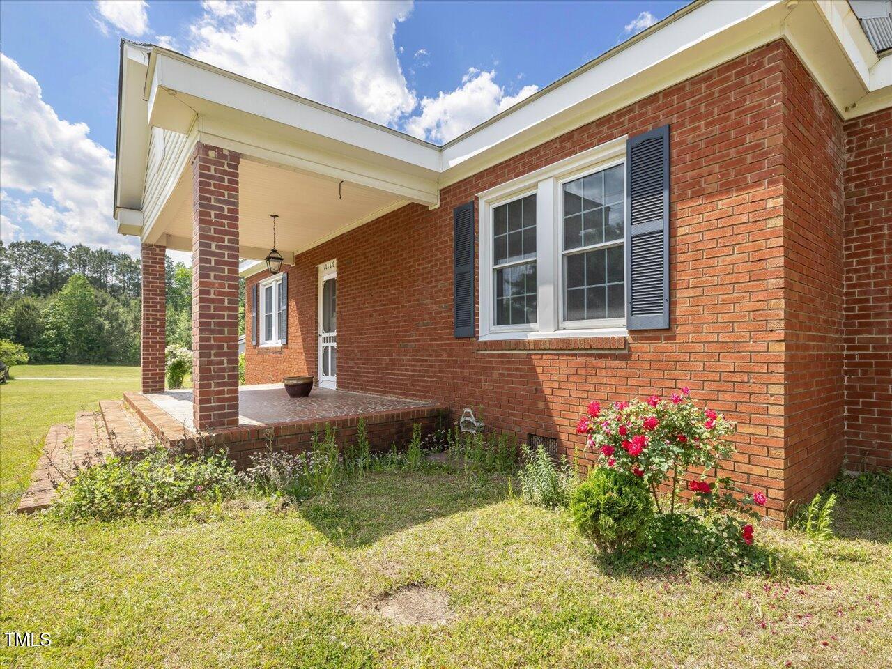 10186 Highway 97 Middlesex, NC 27557 - Photo 6 of 70 06-006-10186NC-97-20250502