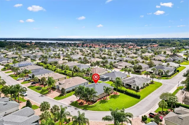 $325,000 | 10404 Silver Maple Avenue, Oxford, FL 34484