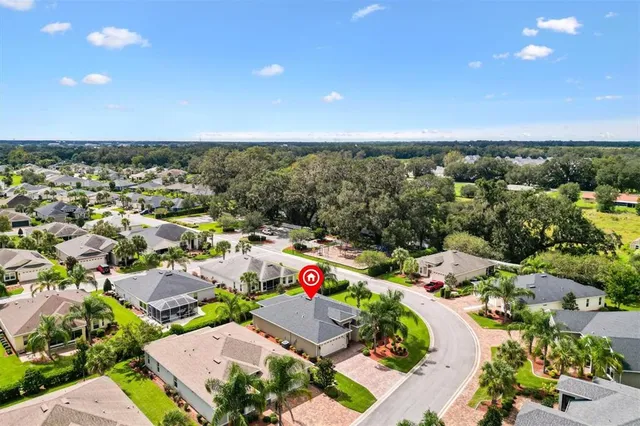 $325,000 | 10404 Silver Maple Avenue, Oxford, FL 34484