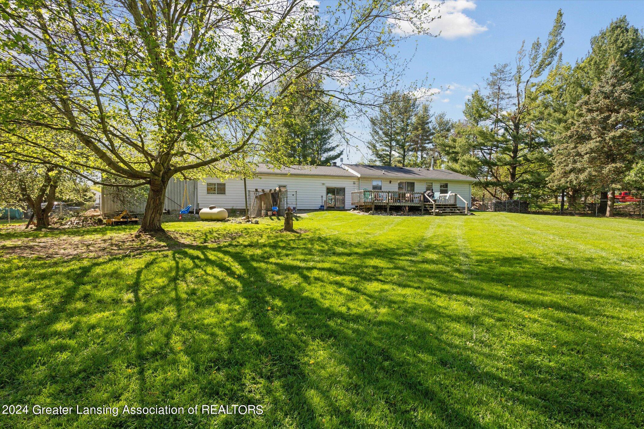 1076 North Gunnell Road Eaton Rapids, MI 48827 - Photo 31 of 35 35-1076-N-Gunnell-Rd-Eaton-Rapids-MI-488