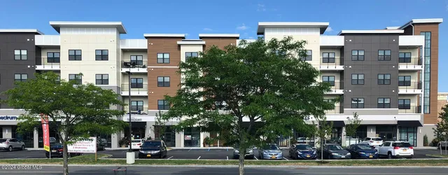 $2,000 | 15 Clifton Country Road, Unit 208, Clifton Park, NY 12065