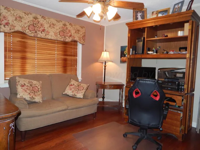 $214,000 | 203 Pine Street, McLean, TX 79057