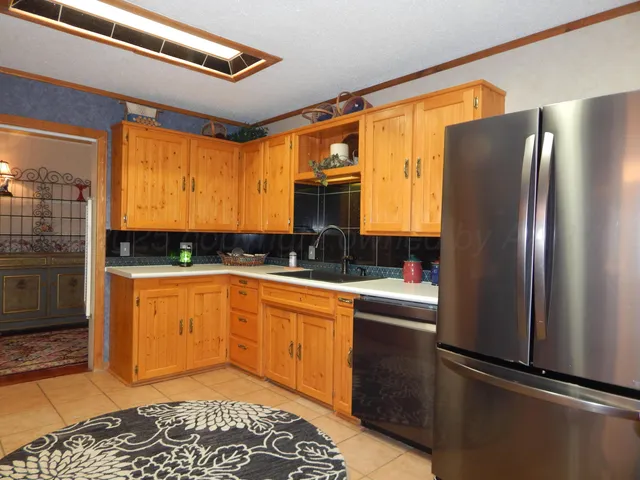 $214,000 | 203 Pine Street, McLean, TX 79057