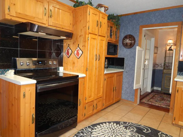 $214,000 | 203 Pine Street, McLean, TX 79057