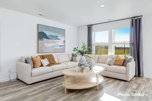 $426,850 | 3106 North Kankakee Way, Kuna, ID 83634