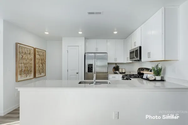 $426,850 | 3106 North Kankakee Way, Kuna, ID 83634