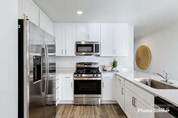 $426,850 | 3106 North Kankakee Way, Kuna, ID 83634