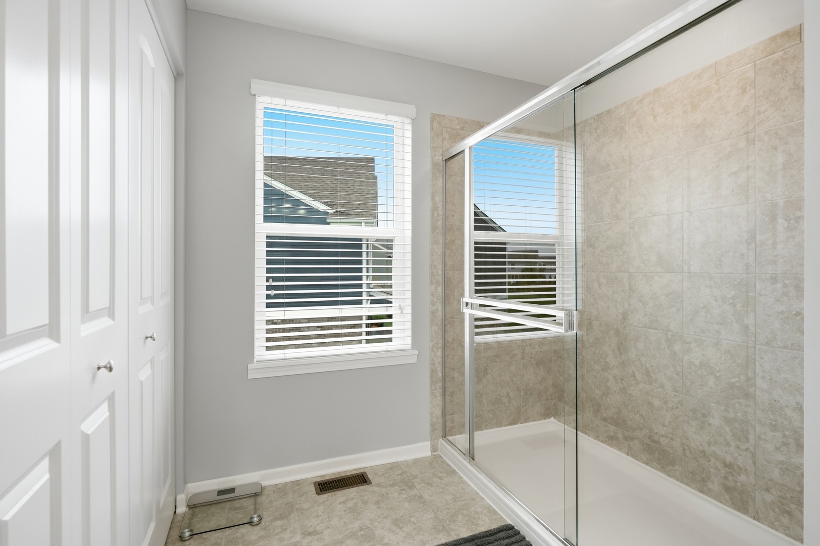 2032 Rownham Hill Road New Lenox, IL 60451 - Photo 26 of 38 Gallery Image 26
