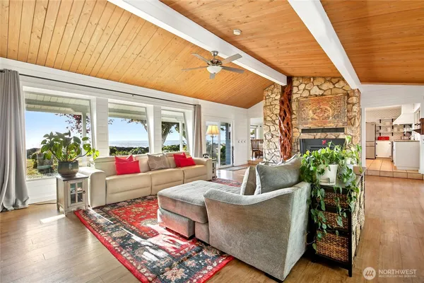 $850,000 | 1970 SR 105, Aberdeen, WA 98520