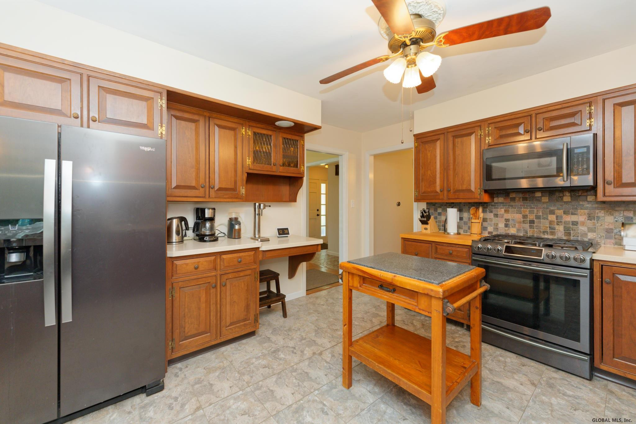 69 Nott Road Clifton Park, NY 12148 - Photo 16 of 55 Photo 16