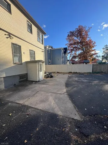 $2,600 | 552 Jefferson Avenue, Elizabeth, NJ 07201