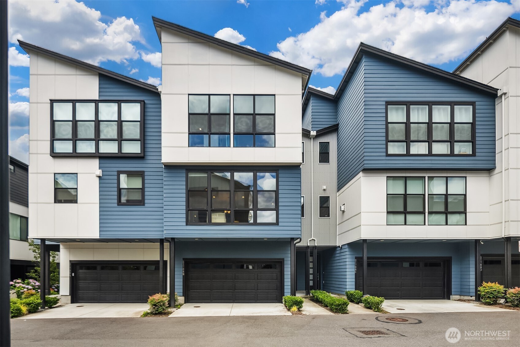 21708 24th Avenue Southeast, Unit B Bothell, WA 98021 - Photo 1 of 34
