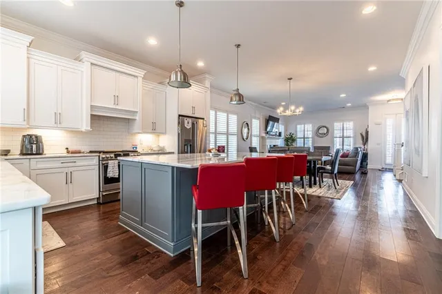 $1,200,000 | 22 Carolina Avenue, Oakmont, PA 15139