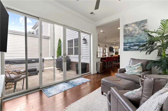 $1,200,000 | 22 Carolina Avenue, Oakmont, PA 15139