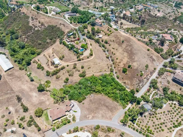 $425,000 | 31801 Wrightwood Road, Bonsall, CA 92003