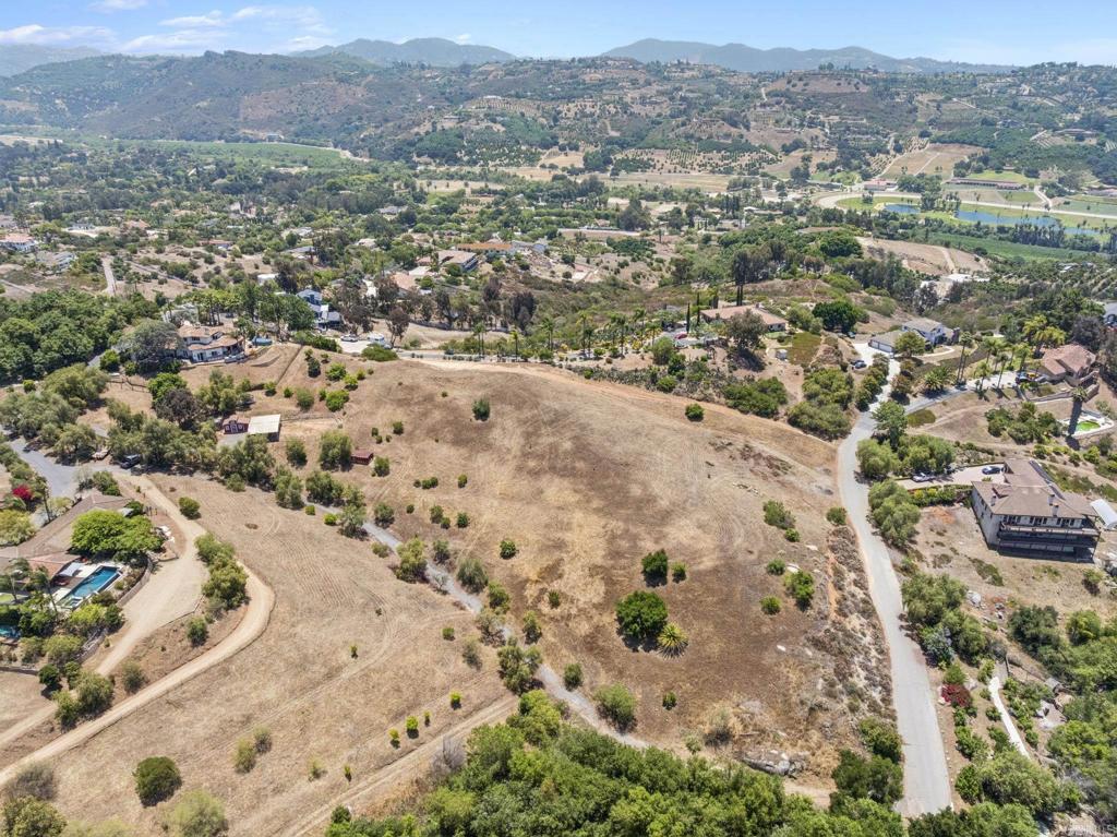 31801 Wrightwood Road Bonsall, CA 92003 - Photo 19 of 45