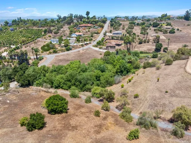 $425,000 | 31801 Wrightwood Road, Bonsall, CA 92003