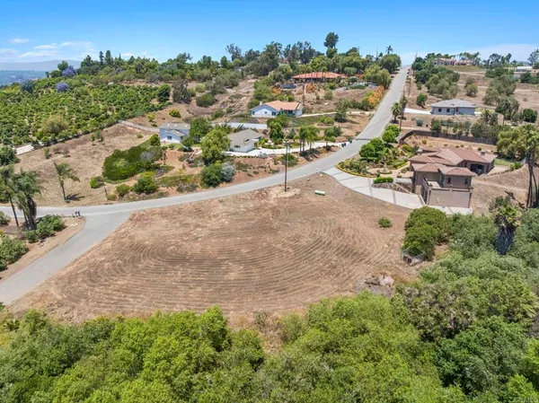 $425,000 | 31801 Wrightwood Road, Bonsall, CA 92003